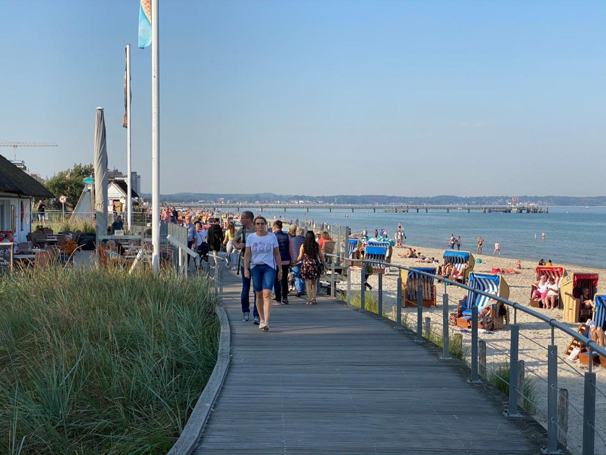 Studio Mit Panorama-Meerblick Und Direkter Strandlage In Scharbeutz Dış mekan fotoğraf